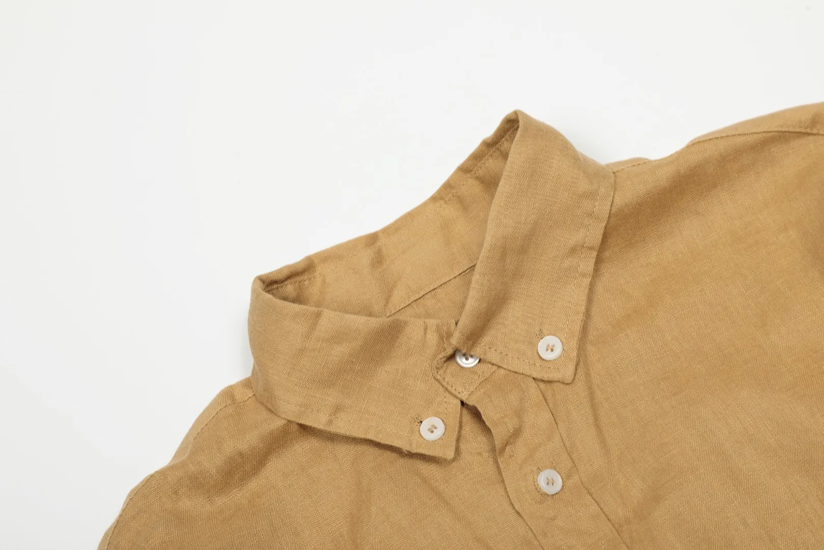 P300 Top Quality" Style Number: 8001# [Ralph Lauren Paul Pony Linen Basic Couple Style Shirt Long Sleeve] ✅Ralph Lauren Paul Small Label War Horse 100% Pure Linen Classic Basic Four Seasons Shirt Long Sleeve ✅A must-have item for the lazy style. The upper body has a retro and fresh feeling. ✅100% pure linen 280g 32 count fabric. Washed, retro and textured. ✅Dedicated to platform live broadcast. Wholesale entity ✅Simple and easy to match, light American old money style, the upper body is super great, ✅Standard for all seasons, worn alone/inner, it is a must-have for YYDS couples wardrobe. Size: S-XL Color: Black, White, Navy, Khaki, Pink, Yellow, Red, Colorful Blue, Light Blue, Rose Red